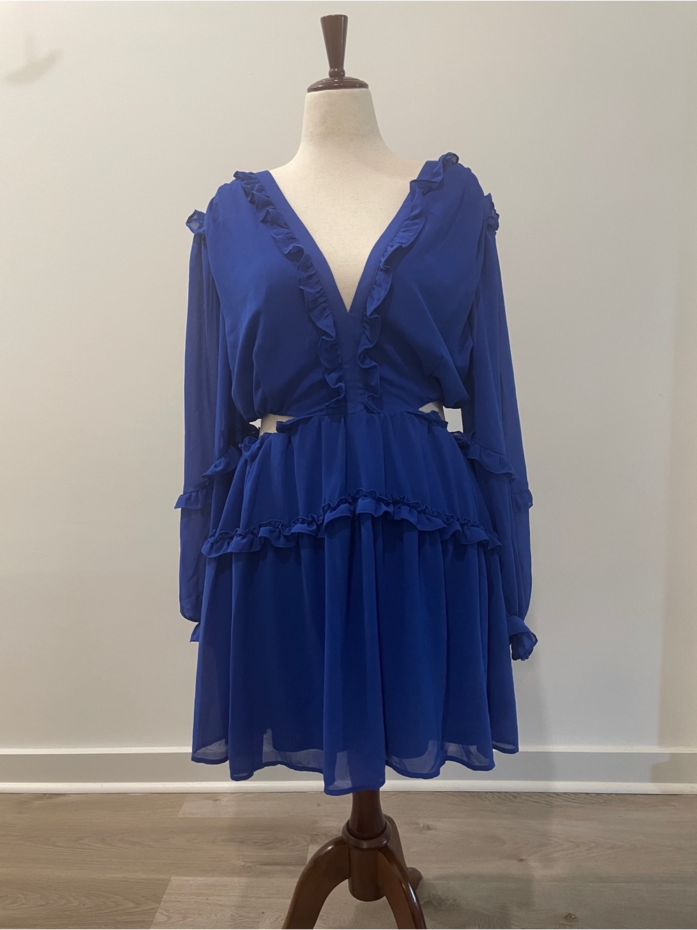 Ashley Stewart Blue Chiffon Ruffle V-Neck Lace Up Open Back Dress